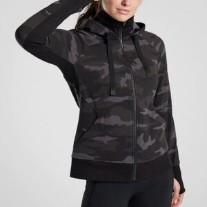 Athleta Camo Triumph Hoodie Medium